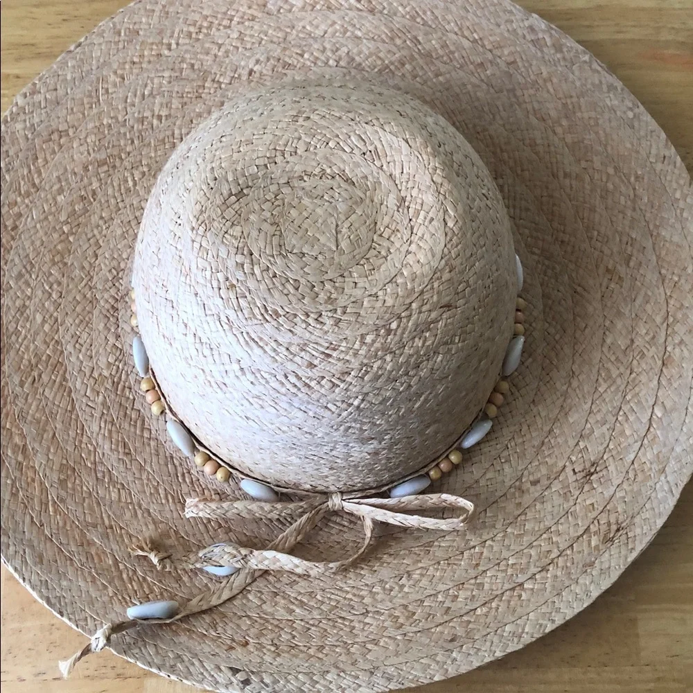 Woman’s rare Y2k Panama Jack beachy Natural Straw Sun Hat with Shell Accents